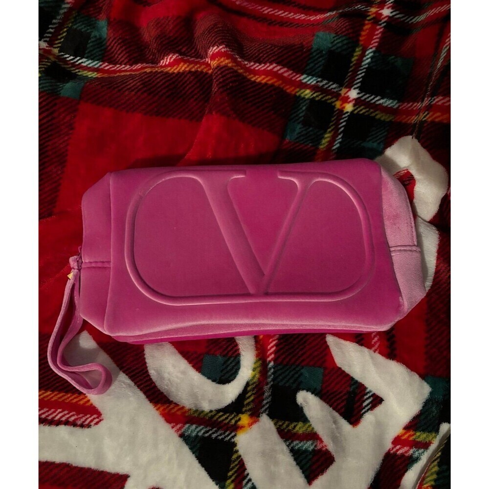 Valentino hot pink pouch - Picture 5 of 5